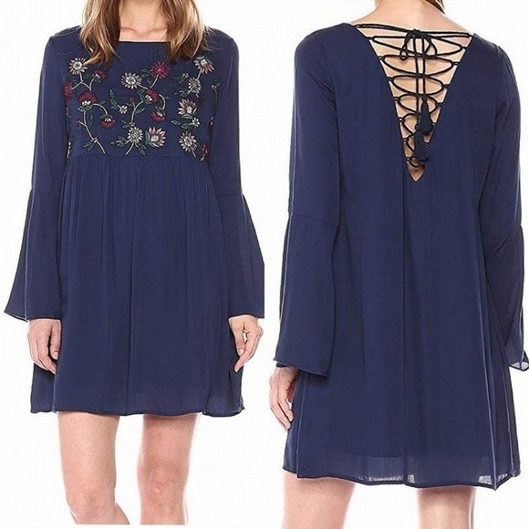 NWT BB Dakota Bria Tunic Dress S Embroidered Boho Bell Sleeve Tie Back Festival - Picture 3 of 11